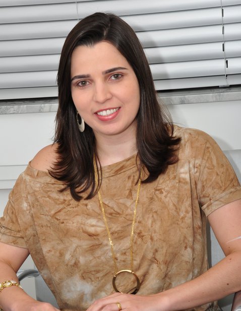 Simone Moreno Andrade Amaral – CRM 18701
